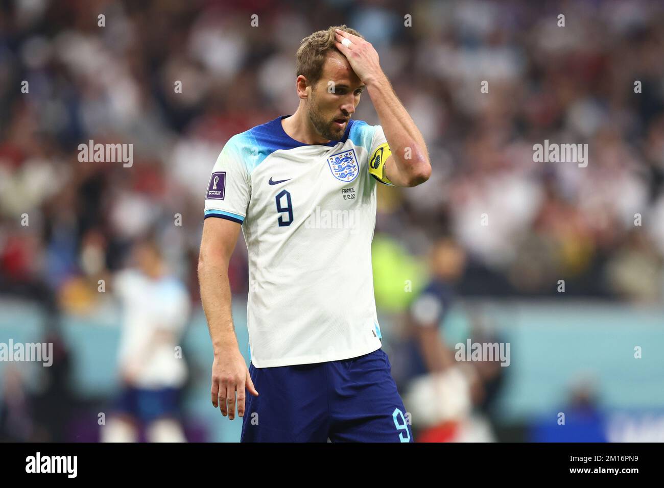 Al-Khor, Katar. 10.. Dezember 2022. Harry Kane aus England reagiert während des Viertelfinalspiels der FIFA-Weltmeisterschaft 2022 im Al Bayt Stadium in Al Khor, Katar, am 10. Dezember 2022. Foto: Chris Brunskill/UPI Credit: UPI/Alamy Live News Stockfoto