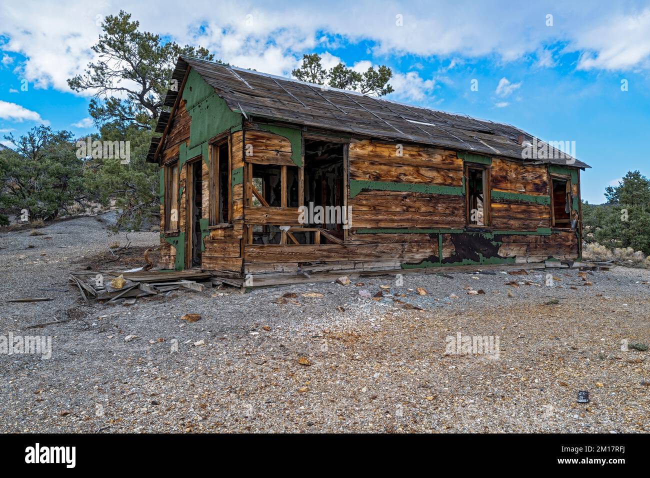 Miner's Hütte in einer verlassenen Quecksilbermine in Nevada, USA Stockfoto