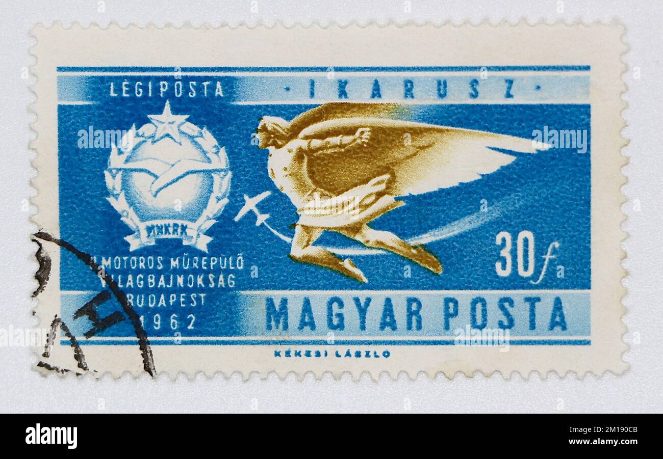 Foto einer ungarischen Briefmarke Icarus Geschichte der Luftfahrt Serie 1962 Stockfoto