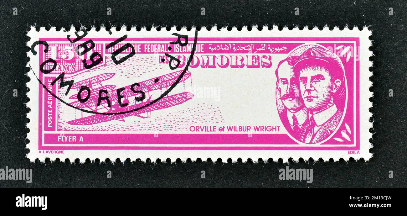 Stornierte Briefmarke gedruckt von den Komoren Inseln, die zeigt Aviation Pioneers, Orville et Wilbur Wright, um 1982. Stockfoto