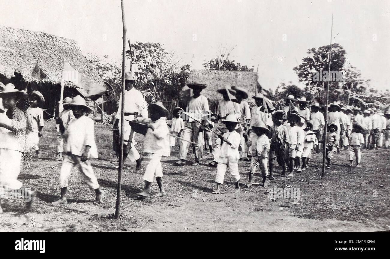 Die Feier am 1.. Mai in einem mexikanischen Dorf. Mexiko, 1930er. Stockfoto