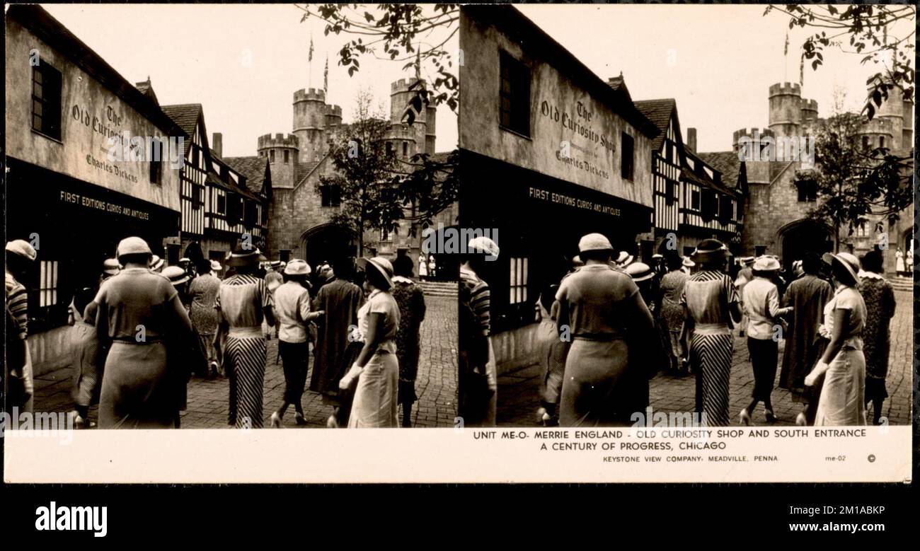 Einheit ME-O. Merrie England - Old Curiosity Shop und Südeingang , Ausstellungsgebäude, Menschenmassen, Century of Progress International Exposition 1933-1934 : Chicago, Illinois. Stockfoto