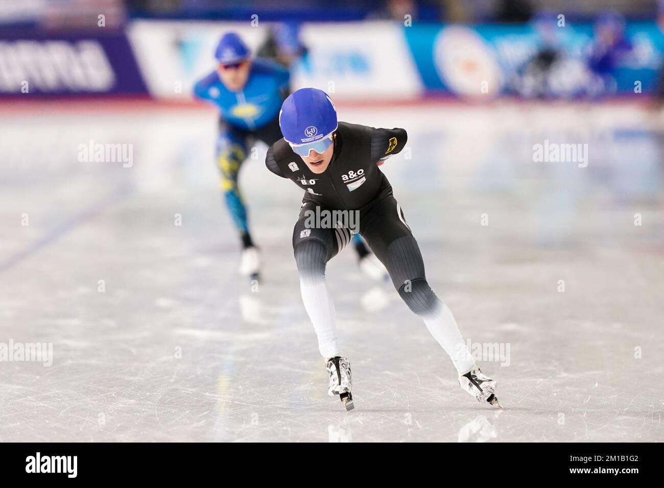 CALGARY, KANADA - DEZEMBER 11: Felix Maly aus Deutschland nimmt am 11. Dezember 2022 während der ISU Speed Skating World Cup 3 am Men Mass Start Semi Final in Calgary, Kanada Teil (Foto: Andre Weening/Orange Pictures) Stockfoto