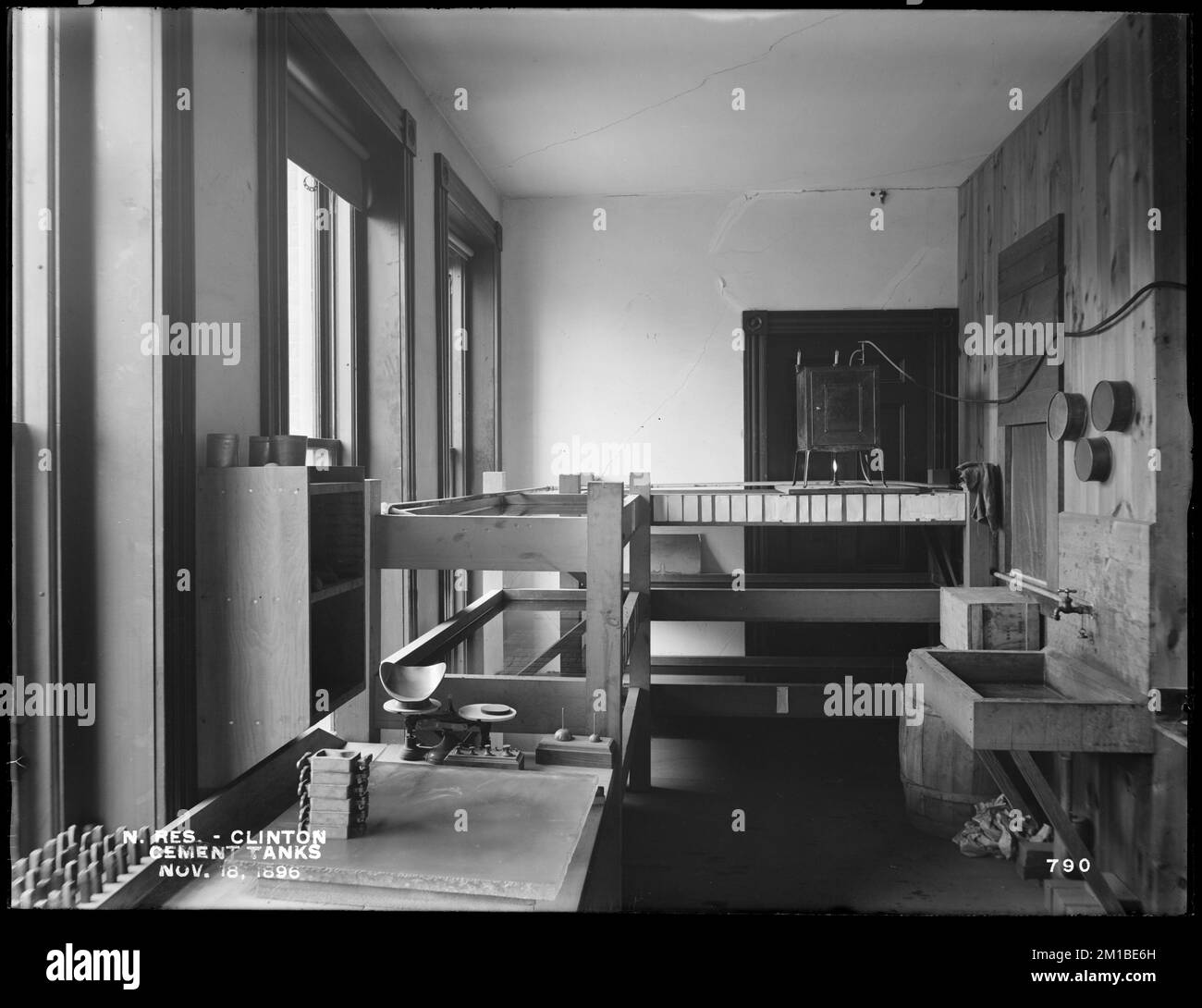 Wachusett Reservoir, Zementtanks, Clinton, Mass., November 18, 1896 , Wasserwerke, Geräte für Ingenieurwesen und Baugewerbe, Prüfgeräte Stockfoto