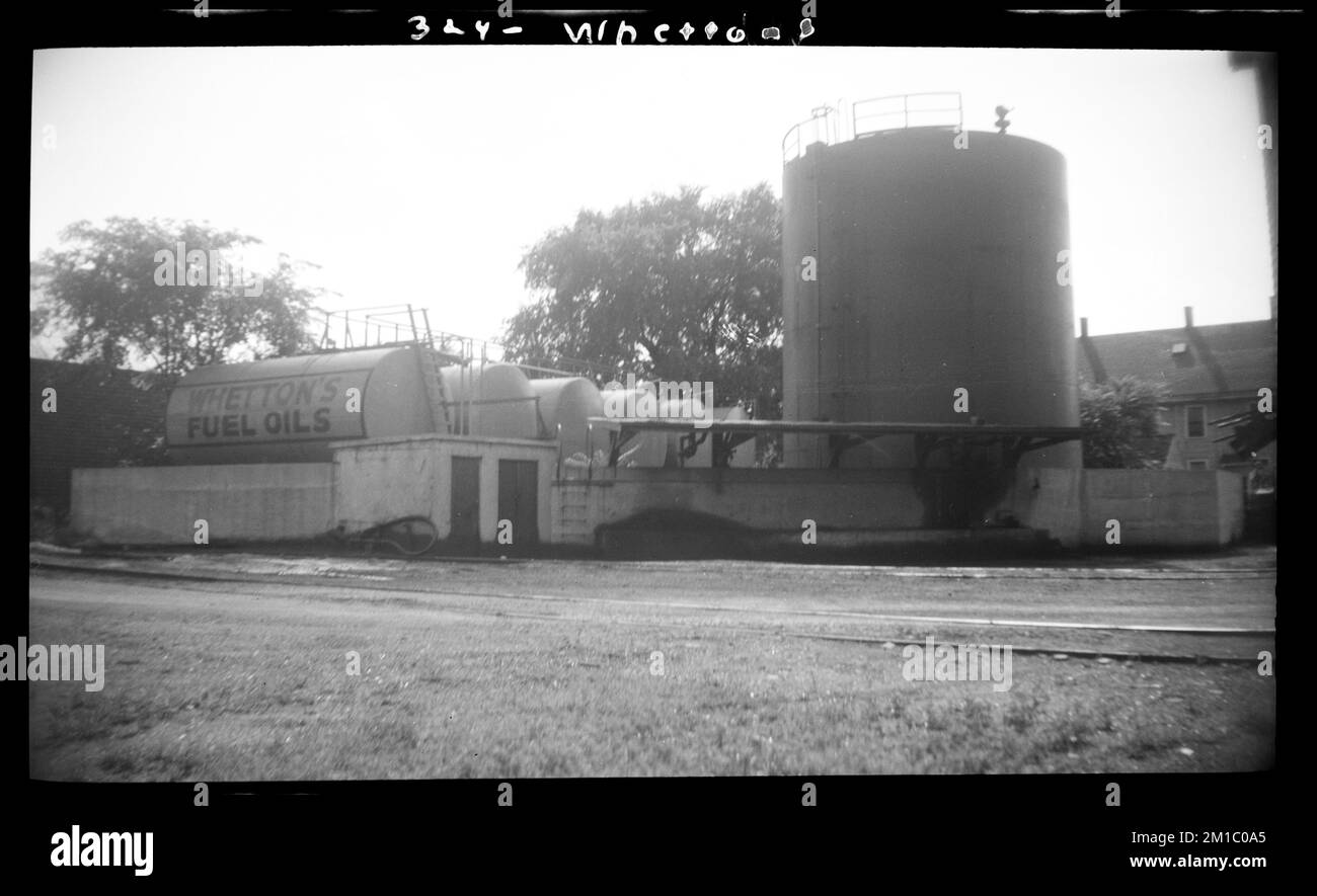 West Street Whettons, Erdölindustrie, Treibstofftanks. Needham Building Kollektion Stockfoto