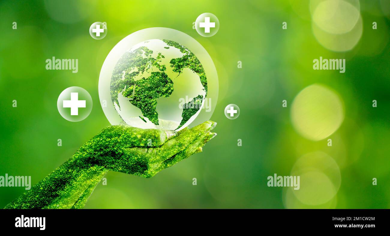 Grüne Kugel im Inneren Konzeptballons zum Schutz der Umwelt und der Natur Stockfoto
