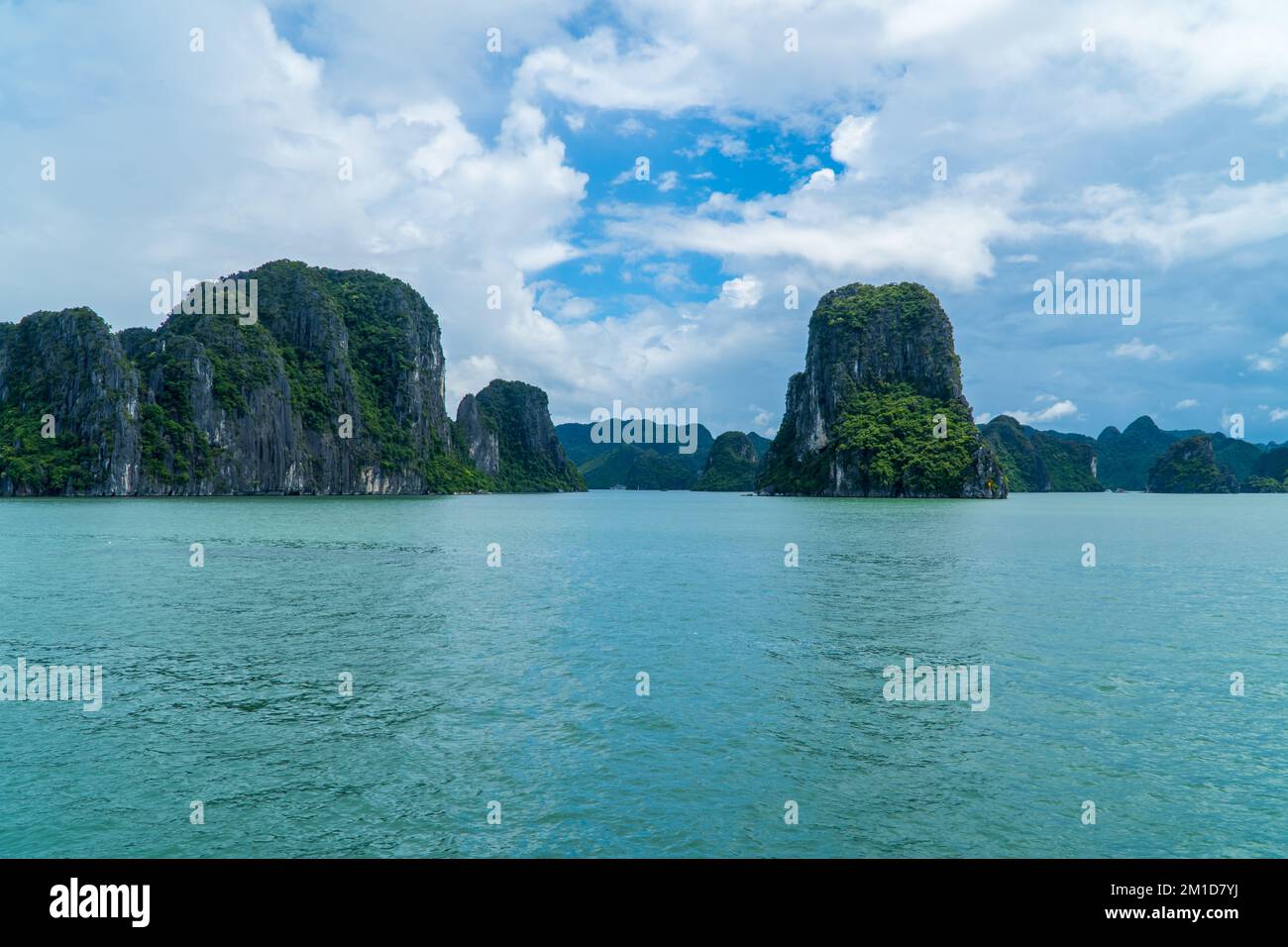 Die atemberaubenden Landschaften der Ha Long Bay, Vietnam Stockfoto