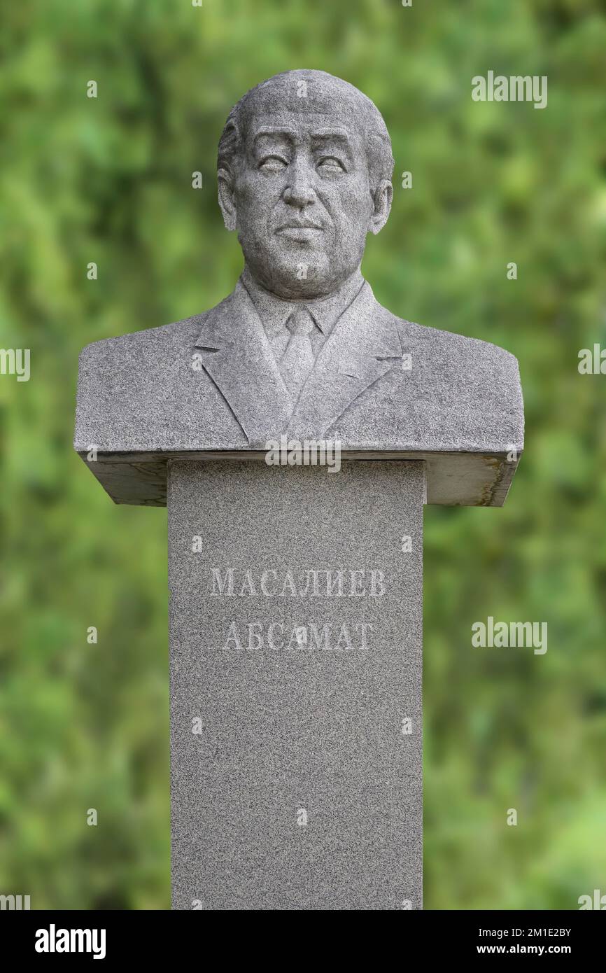 Statue von Absamat Masaliev, erster Sekretär des Zentralkomitees der Kommunistischen Partei von Kirgisien, Oak Park, Bischkek, Kirgisistan Stockfoto