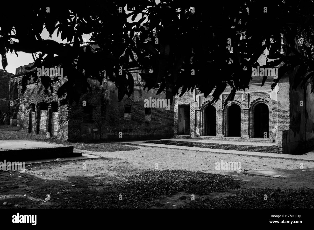 Die antike Architektur von Panam City in Sonargaon. Bild aufgenommen am 15. November 2022 aus Sonatgaon, Narayanganj, Bangladesch. Stockfoto