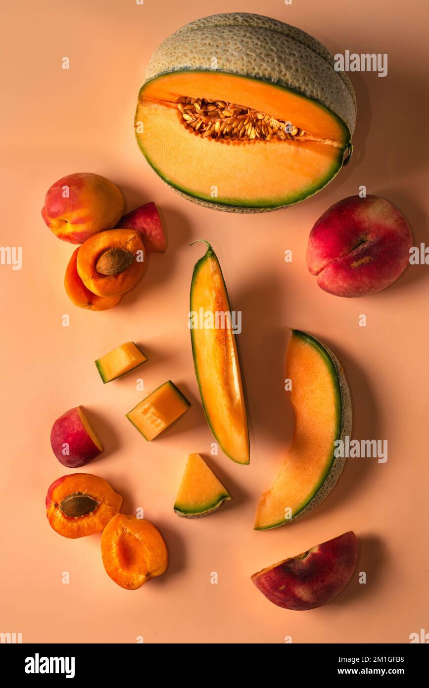 Kantalopenmelone und Pfirsich und Aprikose Stockfoto