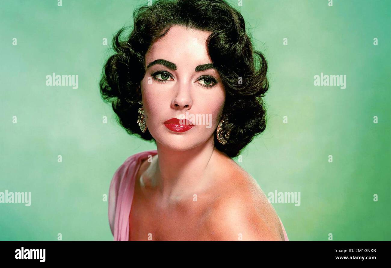 ELIZABETH TAYLOR (1832-2011) Anglo-amerikanische Filmschauspielerin um 1958 Stockfoto