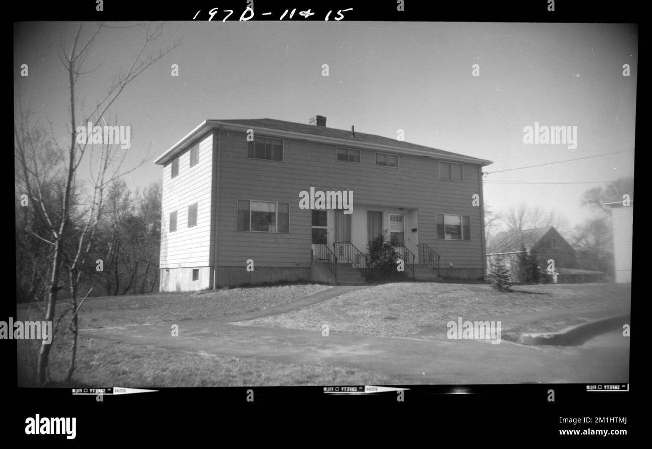 11 + 15 Ludwig Rd , Duplex. Needham Building Kollektion Stockfoto