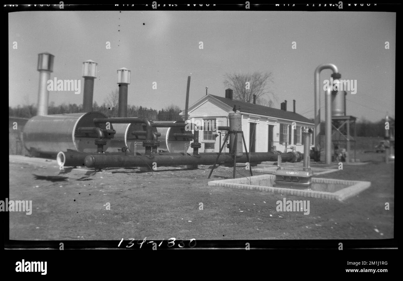 1850 Great Plain Ave, Einrichtungen, Lagertanks. Needham Building Kollektion Stockfoto