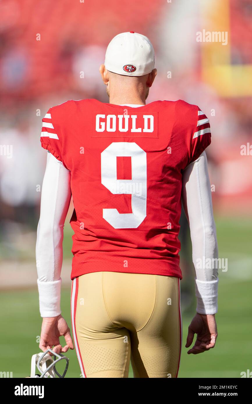 Dezember 2022; Santa Clara, Kalifornien, USA; die San Francisco 49ers platzieren Kicker Robbie Gould (9) vor dem Beginn des ersten Viertels gegen die Tampa Bay Buccaneers im Levi’s Stadium. (Stan Szeto/Image of Sport) Stockfoto