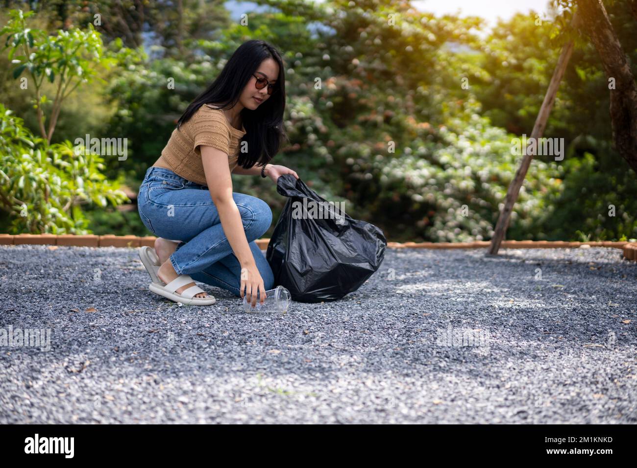 Ehrenamtliche Tätigkeit, Wohltätigkeit, Reinigung, Menschen- und Ökologiekonzept Stockfoto