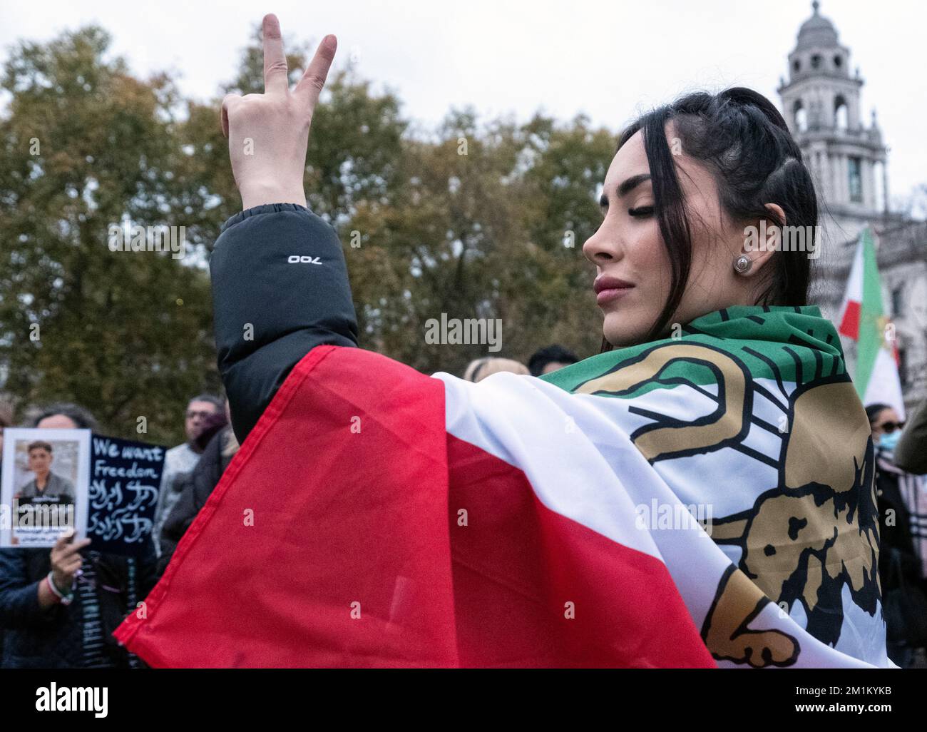 Iraner in London protestieren gegen die Islamische Republik im Iran und unterstützen den Aufstand der Frauenrevolution vom 19. November 2022. Stockfoto