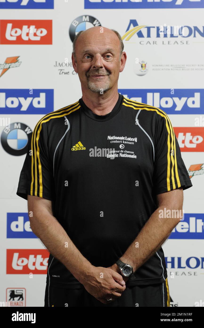 20120718 – BRÜSSEL, BELGIEN: Auf diesem überholten Handout-Bild, das am Mittwoch, den 18. Juli 2012, von der Königlichen belgischen Hockey-Vereinigung verteilt wurde, ist Berater Toon Siepman zu sehen. Die belgischen Frauen- und Herrenhockeymannschaften nehmen an den Olympischen Spielen 2012 in London Teil. BELGA-FOTO-HANDZETTEL Stockfoto