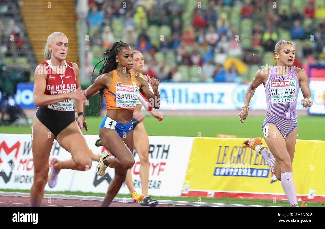 KARSTOFT Ida von Danemark, SAMUEL Jamile von den Niederlanden und WILLIAMS Jodie von Großbritannien, HALBFINALE 200m DER BRITISCHEN FRAUEN 1 bei der Europameisterschaft der Leichtathletik 2022 am 18. August 2022 in München - Photo Laurent Lairys / DPPI Stockfoto
