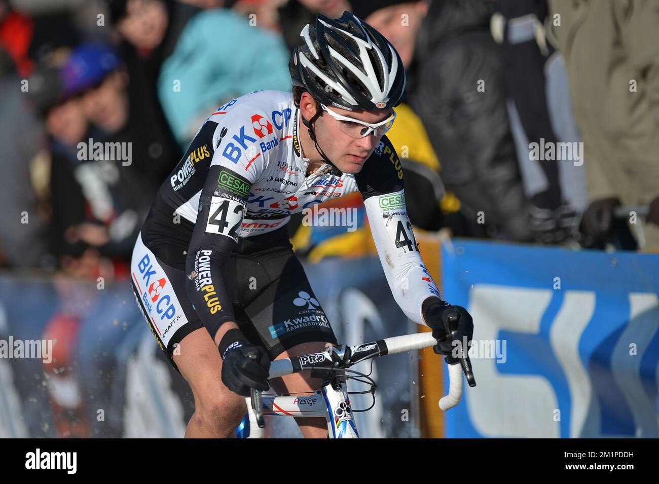 20130113 – MOL, BELGIEN: Belgischer Gianni Vermeersch in Aktion während des U23. Rennens auf der Cyclocross der belgischen Nationalmeisterschaft, Sonntag, den 13. Januar 2013 auf dem Gelände von Zilvermeer in Mol. BELGA FOTO DAVID STOCKMAN Stockfoto