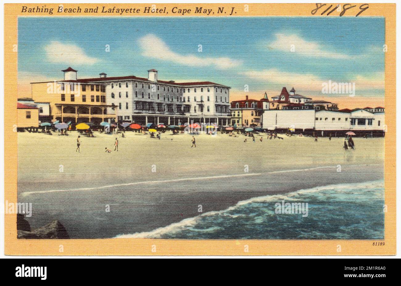 Badestrand und Lafayette Hotel, Cape May, N. J. , Strände, Hotels, Tichnor Brothers Collection, Postkarten der Vereinigten Staaten Stockfoto