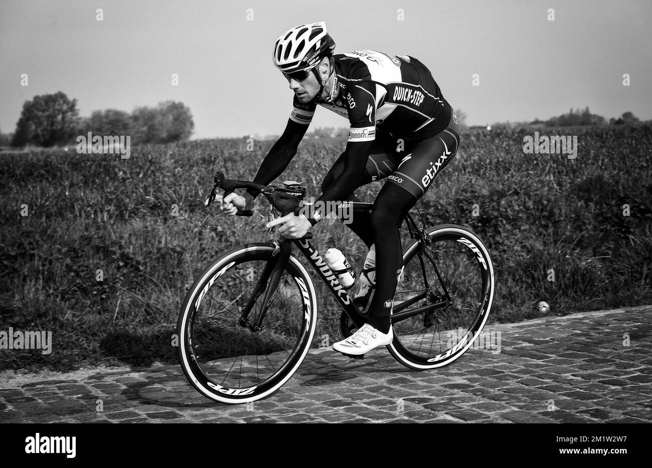 Belgischer Tom Boonen vom Team Omega Pharma - Quick Step in Aktion während einer Aufklärung der Rennstrecke für das eintägige Radrennen „Ronde van Vlaanderen - Tour des Flandres - Tour of Flanders“ am nächsten Sonntag in Oudenaarde, Belgien. Stockfoto