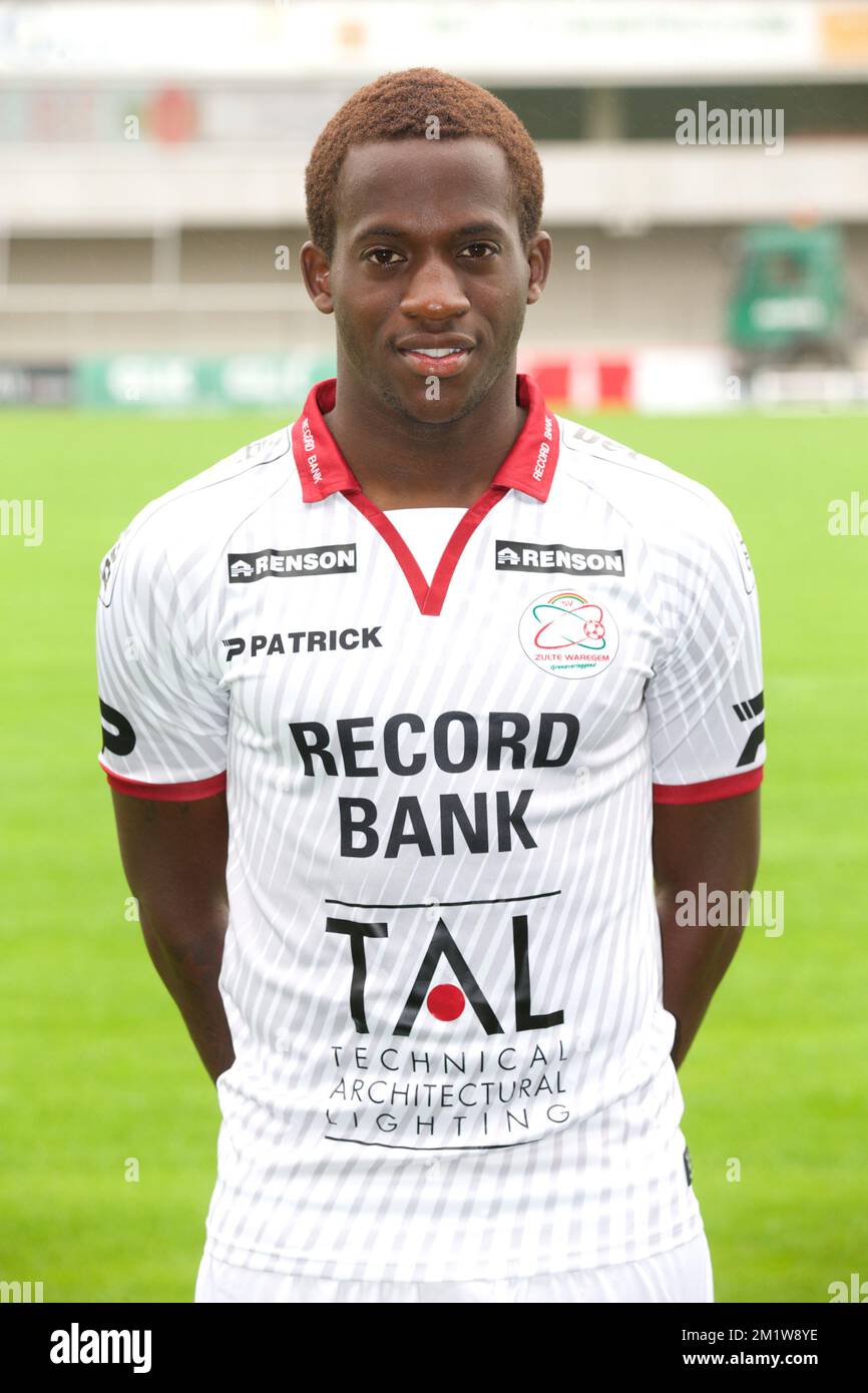 Bryan Verboom von SV Zulte Waregem posiert für den Fotografen beim Fotoshooting der belgischen Fußballmannschaft SV Zulte Waregem in der Saison 2014-2015, Freitag, den 11. Juli 2014 in Waregem. Stockfoto