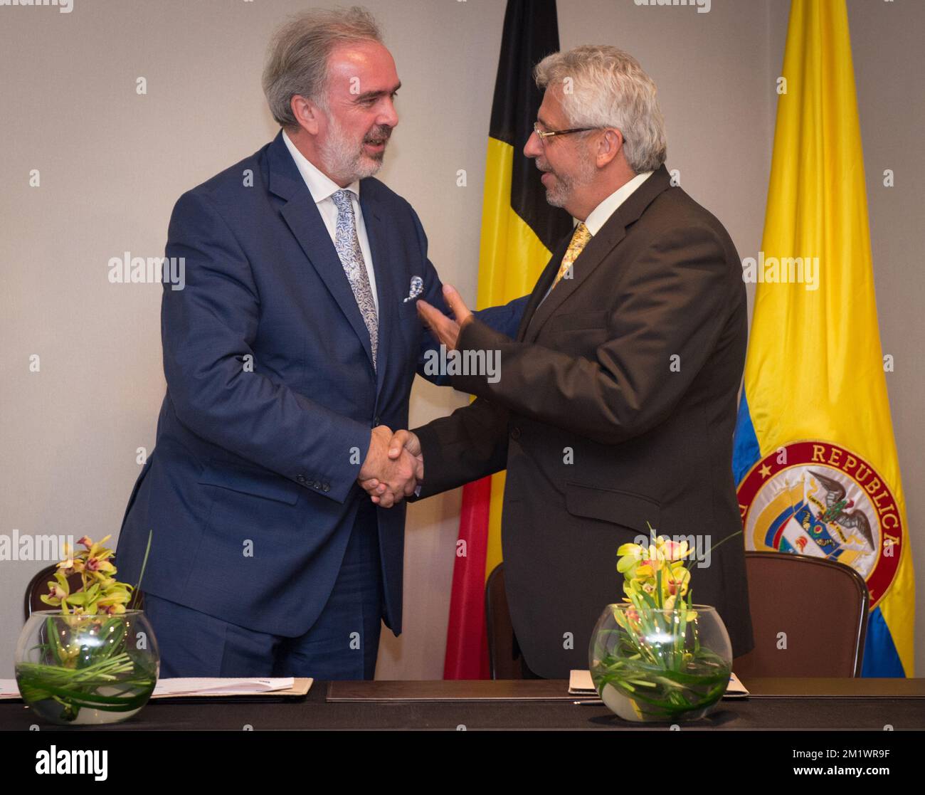 20141021 - BOGOTA, KOLUMBIEN: Foto während der Unterzeichnungszeremonie der akademischen und geschäftlichen Verträge von APEC (Hafen von Santa Maria) - ULB (Universidad Colegio Mayor De Nuestra Senora Del Rosario) - ULB (Universidad Del Atlantico) - ULB (Universidad El Bosque) - ULB (Andenparlament) - Santander (Universidad de ULG) Am vierten Tag einer Wirtschaftsmission der belgischen Prinzessin Astrid und der Außenministerin nach Kolumbien und Peru vom 18. Bis 25. Oktober, Dienstag, den 21. Oktober 2014 in Kolumbien. BELGA FOTO BENOIT DOPPPAGNE Stockfoto