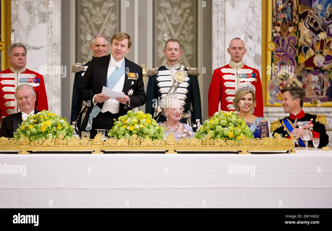 17-3-2015 KOPENHAGEN - König Willem-Alexander und Königin Maxima der Niederlande und Königin Margarethe und Prinz Henrik von Dänemark beim Staatsbankett im Schloss Christiansborg in Kopenhagen, Dänemark, 17. März 2015. Kronprinz Frederik und Kronprinzessin Mary, der holländische König und die Königin, sind für einen zweitägigen Staatsbesuch in Dänemark. COPYRIGHT ROBIN UTRECHT Stockfoto