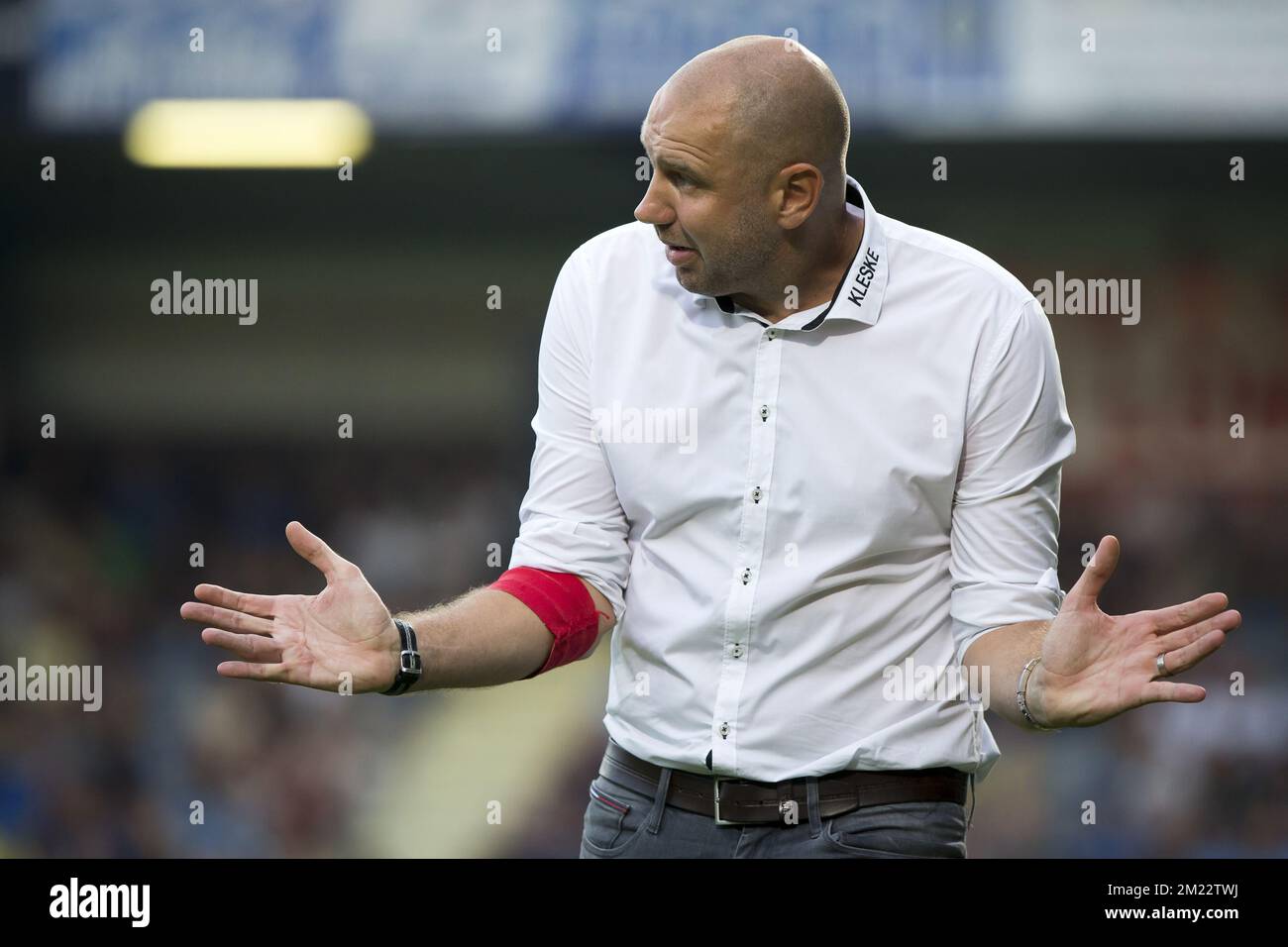 Der Cheftrainer von Westerlo Bob Peeters wurde während des Jupiler Pro League-Spiels zwischen Westerlo und KV Mechelen in Westerlo am Samstag, den 27. August 2016, am fünften Tag der belgischen Fußballmeisterschaft fotografiert. Stockfoto