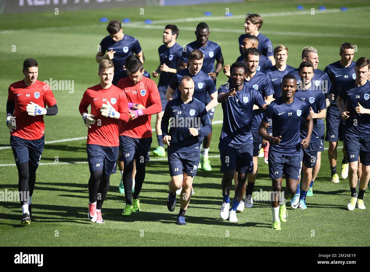 Die Spieler von Genk wurden während eines Trainings der belgischen Fußballmannschaft RC Genk am Mittwoch, den 12. April 2017 in Vigo, Spanien, fotografiert. Morgen spielt Genk gegen die spanische Mannschaft Celta Vigo im Europa-League-Wettbewerb. BELGA FOTO YORICK JANSENS Stockfoto