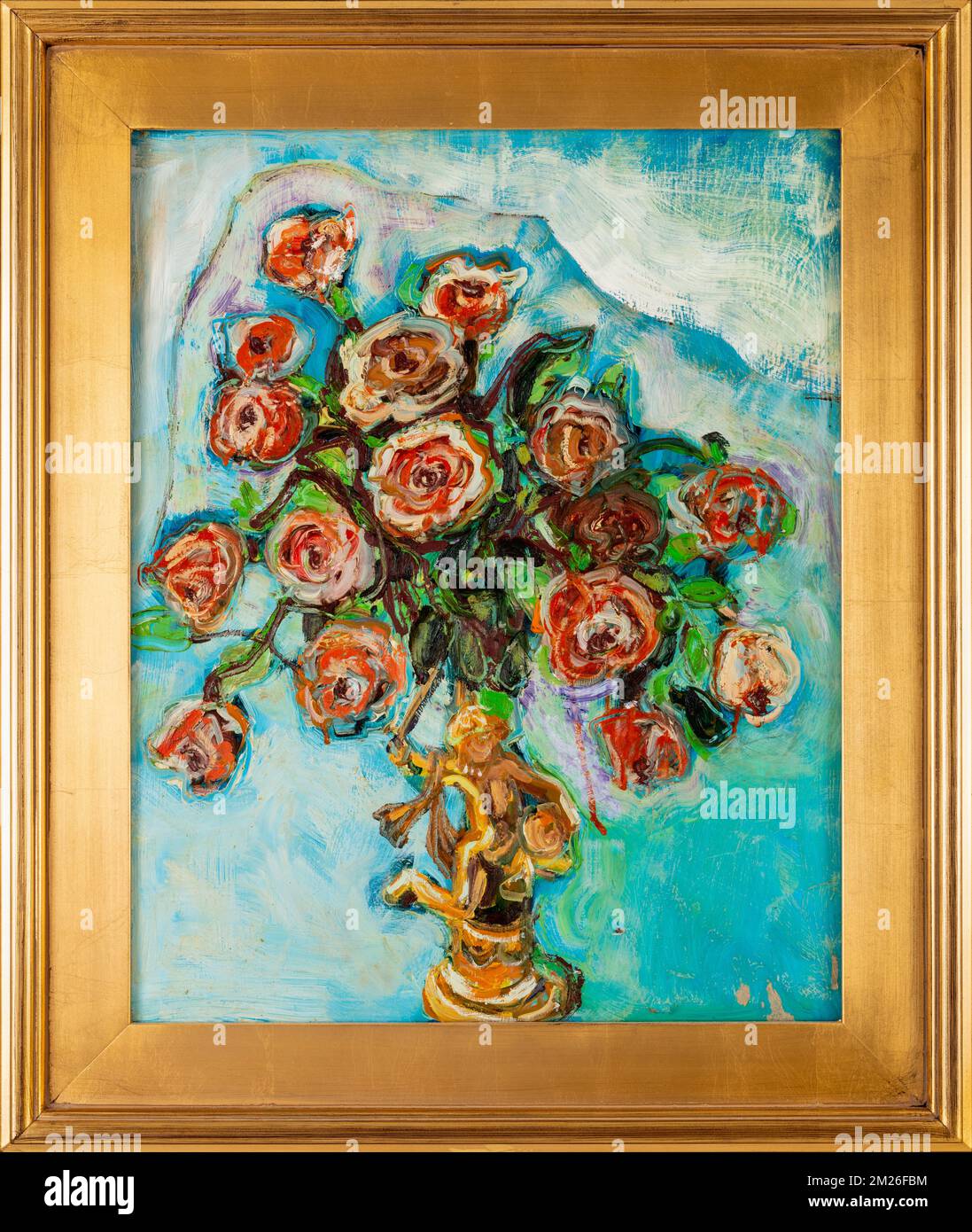 Altöl-Gemälde in einem goldenen Rahmen mit Rosen in Vase in Form einer Putto-Figur, eines dicken männlichen Kindes. Impressionismus. Art. Stockfoto