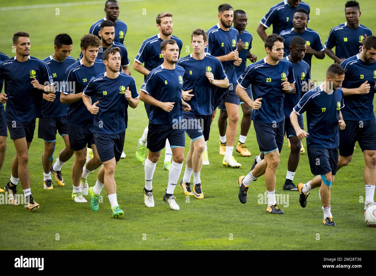 Gents Spieler wurden während eines Trainings der belgischen Fußballmannschaft KAA Gent in der ersten Liga vor der Rückkehr der dritten Qualifikationsrunde für die UEFA Europa League am Mittwoch, den 02. August 2017 in Altach vorgestellt. KAA Gent spielt am Donnerstag nach einem Unentschieden zwischen 1 und 1 gegen das österreichische Team Rheindorf Altach. BELGA FOTO JASPER JACOBS Stockfoto