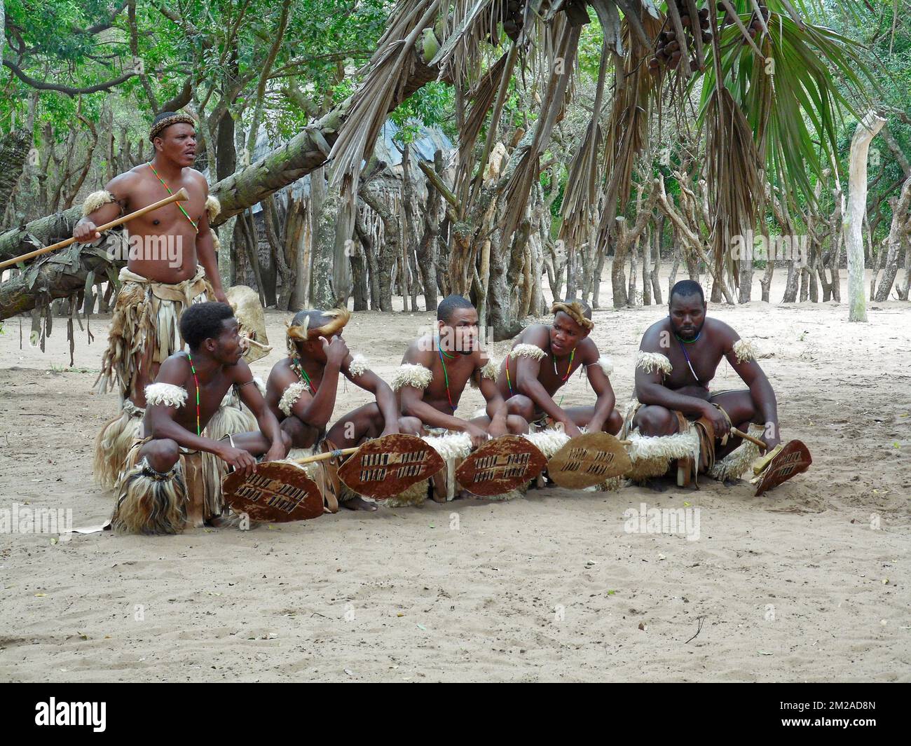 Zulu-Stämme in Südafrika | Tribus Zoulous en Afrique du Sud 02/08/2017 Stockfoto