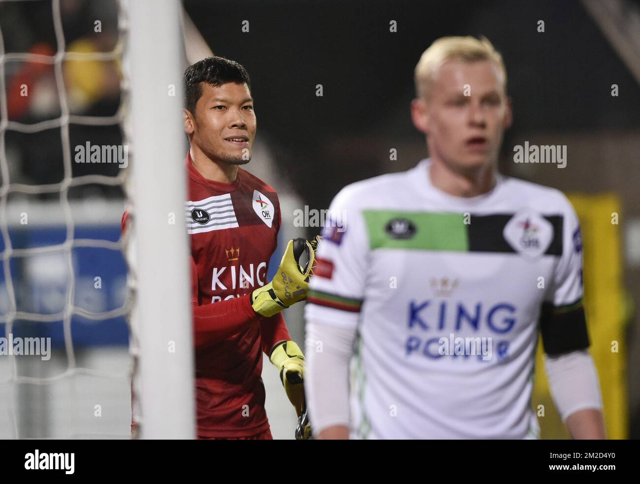 Der thailändische Torwart der OHL, Kawin Thamsatchanan, reagiert während eines Fußballspiels zwischen OH Leuven und KFCO Beerschot Wilrijk in Heverlee, Leuven, am Samstag, den 17. Februar 2018, am 27. Tag des Proximus League-Wettbewerbs der belgischen Fußballmeisterschaft in der Division 1B. BELGA FOTO BRUNO FAHY Stockfoto