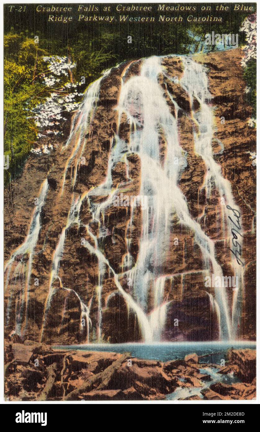 Crabtree Falls in Crabtree Meadows auf dem Blue Ridge Parkway, Western North Carolina, Tichnor Brothers Collection, Postkarten der Vereinigten Staaten Stockfoto