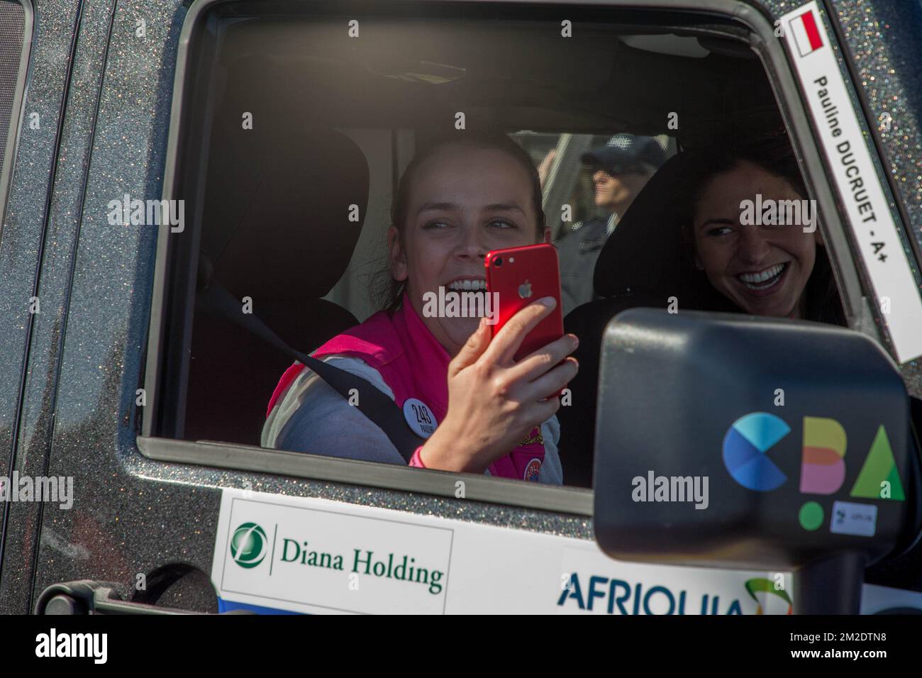 Pauline Ducruet, die Tochter von Prinzessin Stephanie von Monaco im Jeep Wrangler, der an der Rallye des Gazelles du Maroc teilnimmt. | Pauline Ducruet la fille de la Princesse Stéphanie de Monaco dans la Jeep Wrangler Participant au Rallye des Gazelles du Maroc. 17/03/2018 Stockfoto