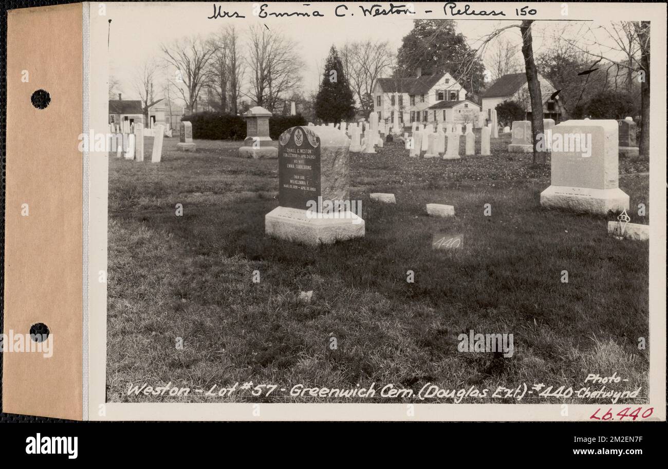 Daniel G. Weston, Greenwich Cemetery, Douglas Extension, Lot 57, Greenwich, Masse, ca. 1928 : Mrs. Emma C. Weston, Release 150 , Wasserwerke, Reservoirs, Wasserverteilungsstrukturen, Immobilien, Friedhöfe Stockfoto