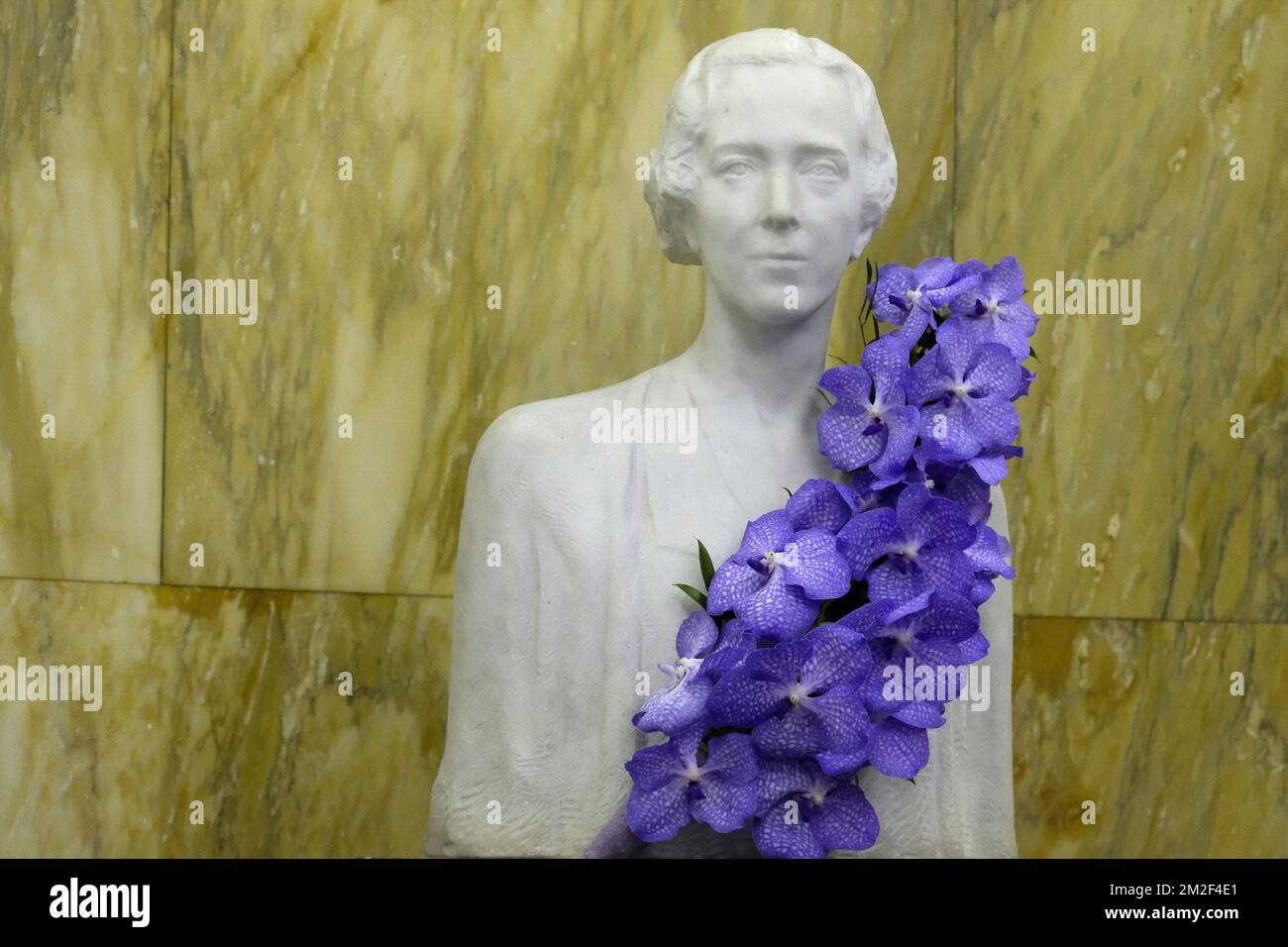 Statue von Königin Elisabeth, abgebildet in einer Finalsitzung des Queen-Elisabeth-Wettbewerbs um Stimme 2018 am Brüsseler Bozar, Donnerstag, den 10. Mai 2018. BELGA FOTO NICOLAS MAETERLINCK Stockfoto