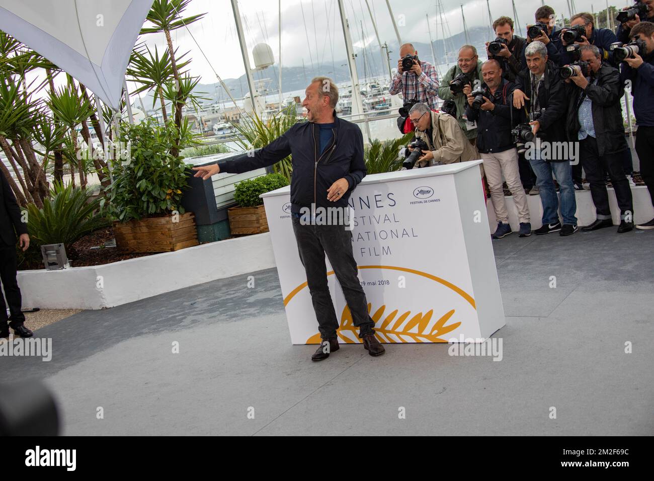 Benoit Poelvoorde nimmt an der Fotoaufzeichnung für das „Sink or Swim (Le Grand Bain)“ während des 71.. Jährlichen Filmfestivals in Cannes Teil | Benoit Poelvoorde assiste au photocall de ' Le Grand Bain' Lors du 71ème Festival de Cannes au Palais des Festivals. 13/05/2018 Stockfoto