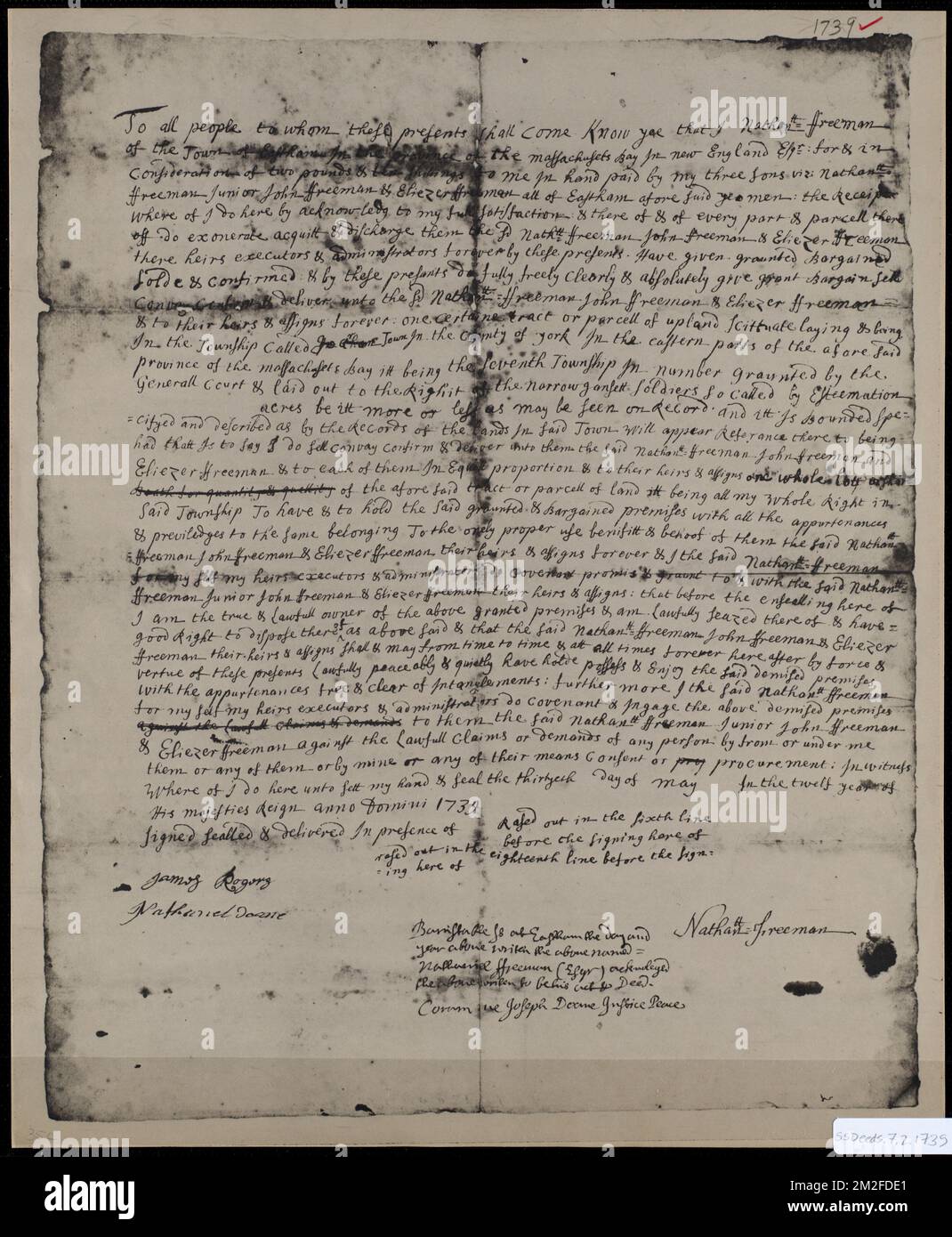 Immobilienurkunde in Eastham, verkauft an Ebeniezer Hall of Eastham von Nathan Freeman von Eastham. Stanley Smith, Urkundensammlung Stockfoto