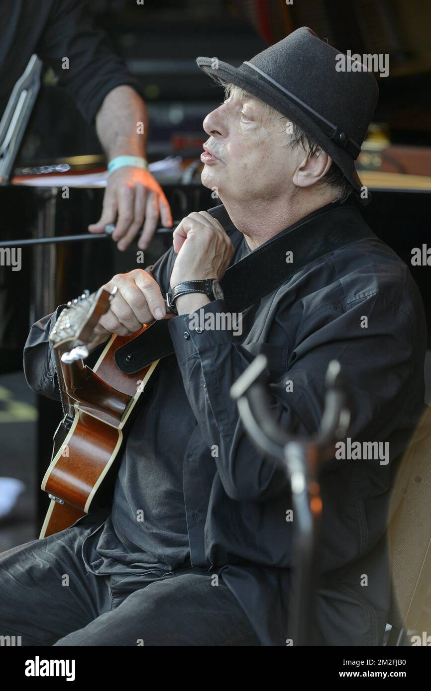 Das Jazz-Wochenende in Brüssel ist ein großartiger Ort. Philippe Catherine Live über den Grand-Place in Brüssel: JMQuinet/Reporter 26/05/2018 Stockfoto
