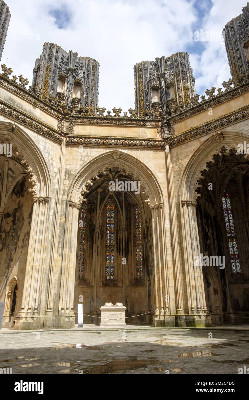 Das Kloster Santa maria de Vitoria gehört zum unesco-weltkulturerbe und wurde errichtet, um dem Sieg der portugiesischen Armee gegen die kastilische Armee zu gedenken | Le monastere de Batalha est classe au patrimoine mondial de l'UNESCO. 17/06/2018 Stockfoto