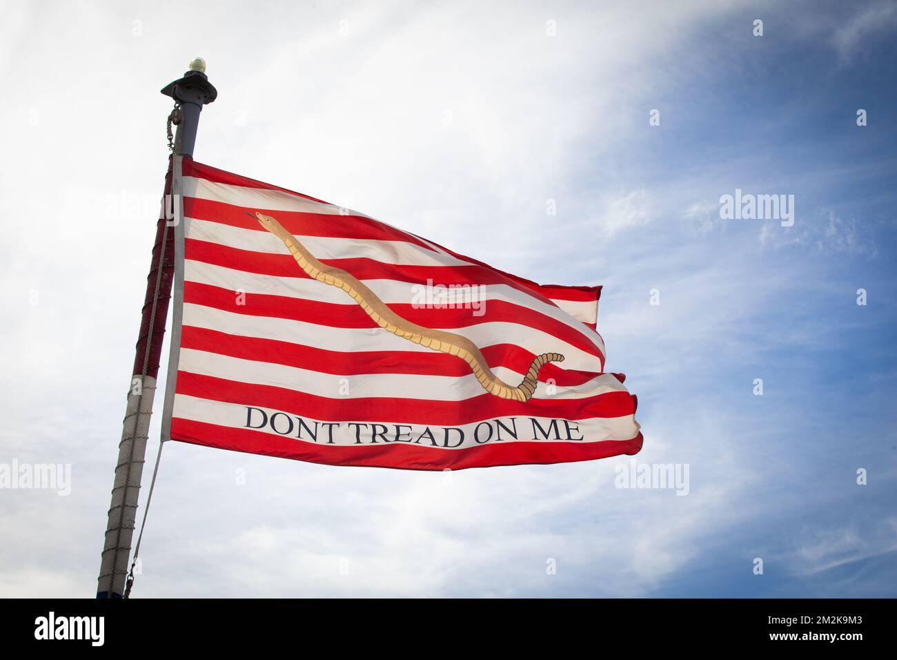 Das Abbildungsbild zeigt die erste Navy Jack-Flagge während eines Besuchs des USS Normandie-Kreuzers der US Navy im Hafen von Zeebrugge am Montag, den 08. Oktober 2018. BELGA FOTO KURT DESPLENTER Stockfoto