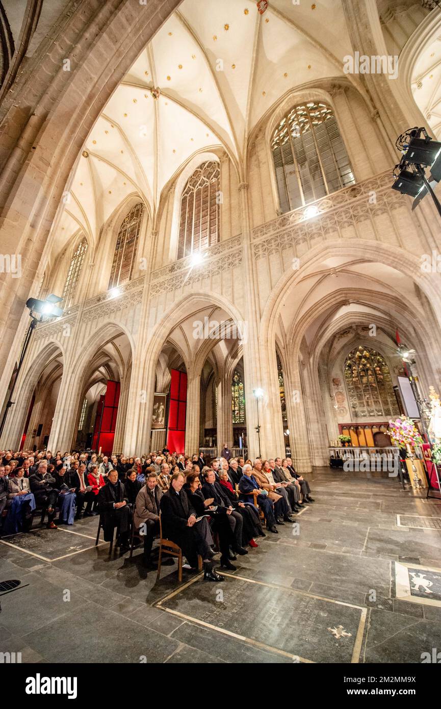 König Albert II. Von Belgien und Königin Paola von Belgien nehmen am Freitag, den 30. November 2018 in Antwerpen an einem Galakonzert der Stiftung Königin Paola (Fondation reine Paola - Stichting Koningin Paola) Teil. BELGA FOTO JONAS ROOSENS Stockfoto