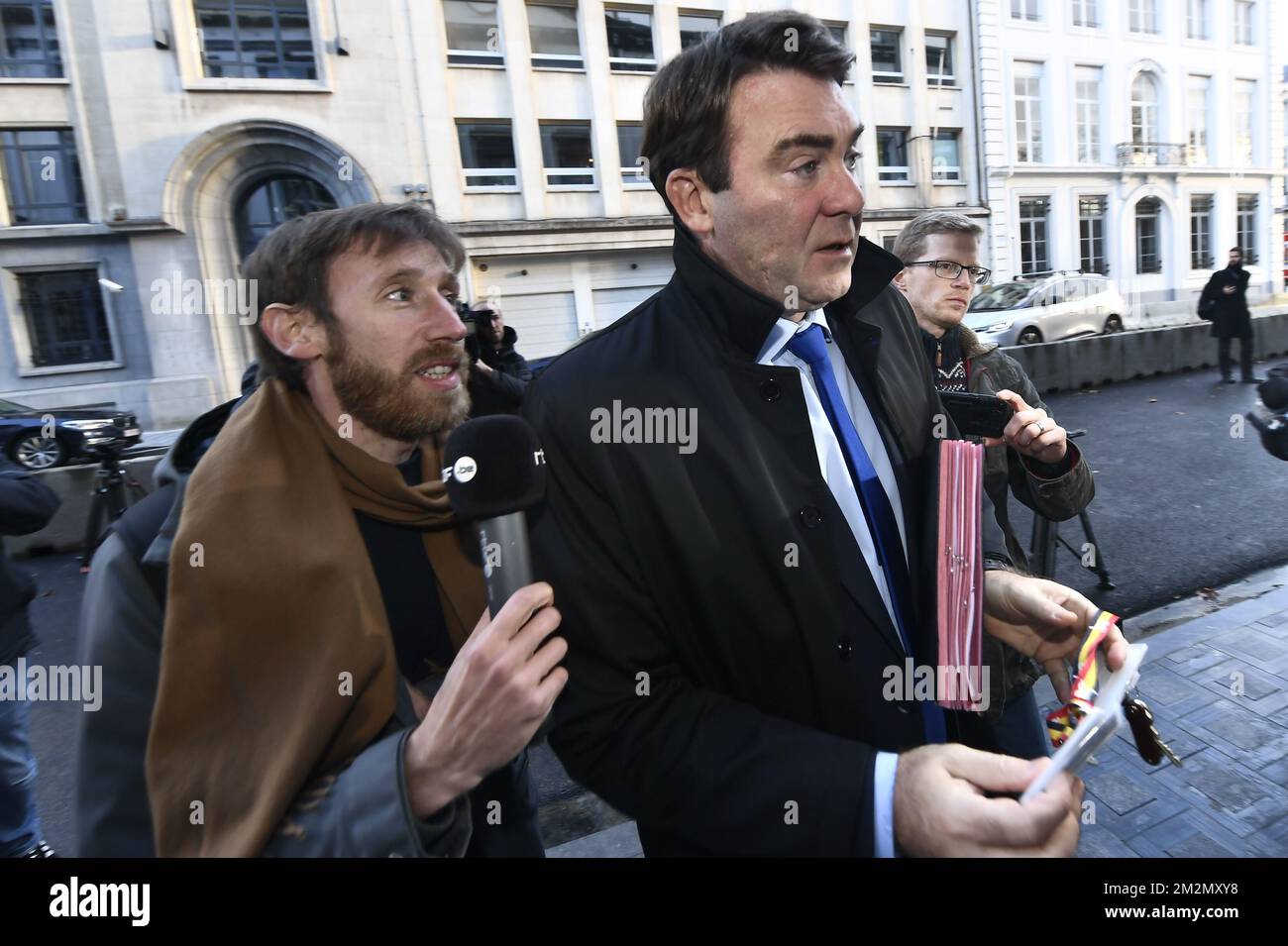 Minister für KMU, Unternehmer, Landwirtschaft und soziale Integration Denis Ducarme trifft am Sonntag, den 09. Dezember 2018, zu einer Tagung des ministerrates der Bundesregierung in Brüssel ein. Die flämische nationalistische Partei N-VA verließ gestern den ministerrat der Bundesregierung. Sie konnten den Globalen Migrationspakt der Vereinten Nationen nicht akzeptieren. Der König hat den Rücktritt der fünf N-VA-Minister von der Regierung Michel akzeptiert. BELGA FOTO DIRK WAEM Stockfoto