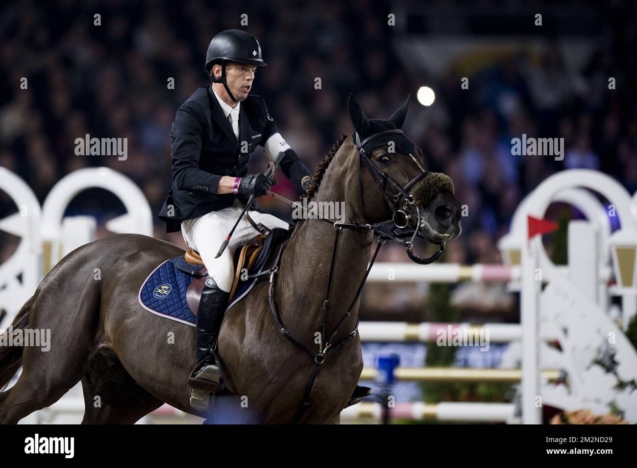 Harrie Smolders mit Don VHP Z N.O.P. in Aktion während des Wettkampfs FEI World Cup Jumping beim Reitereignis „Vlaanderens Kerstjumping - Memorial Eric Wauters“ in Mechelen, Sonntag, den 30. Dezember 2018. BELGA FOTO JASPER JACOBS Stockfoto