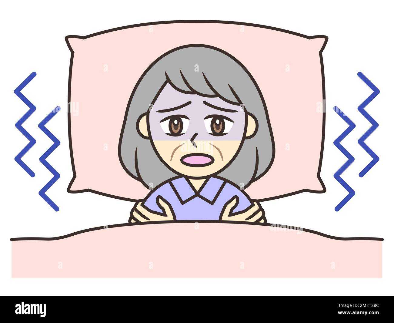 Eine ältere Frau, die nicht schlafen kann, weil es kalt ist Stockfoto