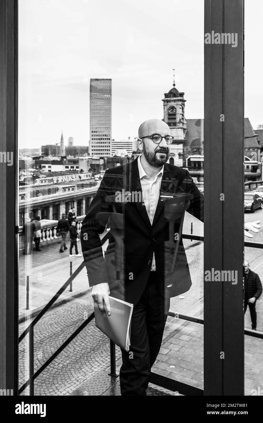 Der belgische Premierminister Charles Michel kommt am Freitag, den 17. Mai 2019, zu einer Debatte über die bevorstehenden Wahlen im französischsprachigen Fernsehen der RTBF in Brüssel. BELGA FOTO HATIM KAGHAT Stockfoto