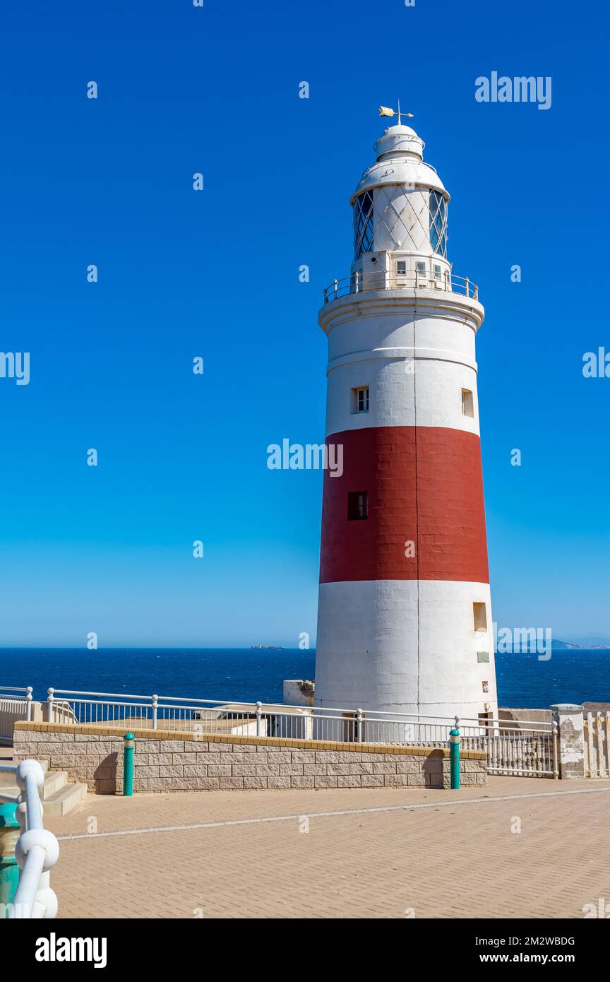 Der Leuchtturm Europa Point wurde 1841 vom Trinity House am südlichsten Punkt von Gibraltar, dem Tor zwischen dem Atlantik und dem Mediterran, erbaut Stockfoto