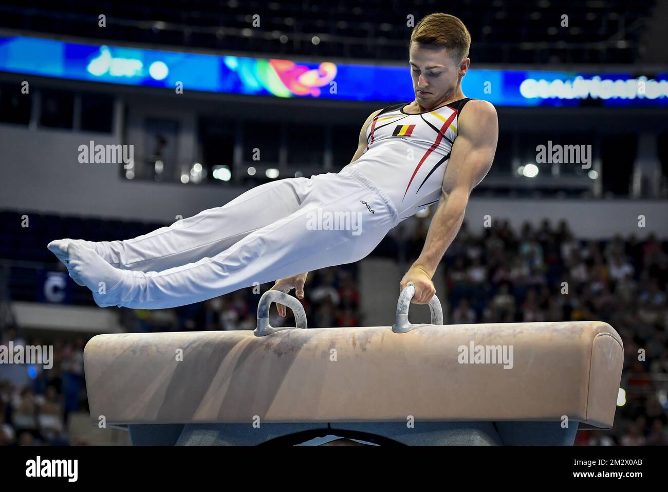 Der belgische Turner Jimmy Verbaeys wurde während der Qualifikation der künstlerischen Turnereignisse der Männer bei den Europaspielen in Minsk, Belarus, am Donnerstag, den 27. Juni 2019 in Aktion gezeigt. Die zweite Ausgabe der „Europäischen Spiele“ findet vom 21. Bis 30. Juni in Minsk, Belarus, statt. Belgien stellt 51 Sportler aus 11 Sportarten vor. BELGA FOTO DIRK WAEM Stockfoto